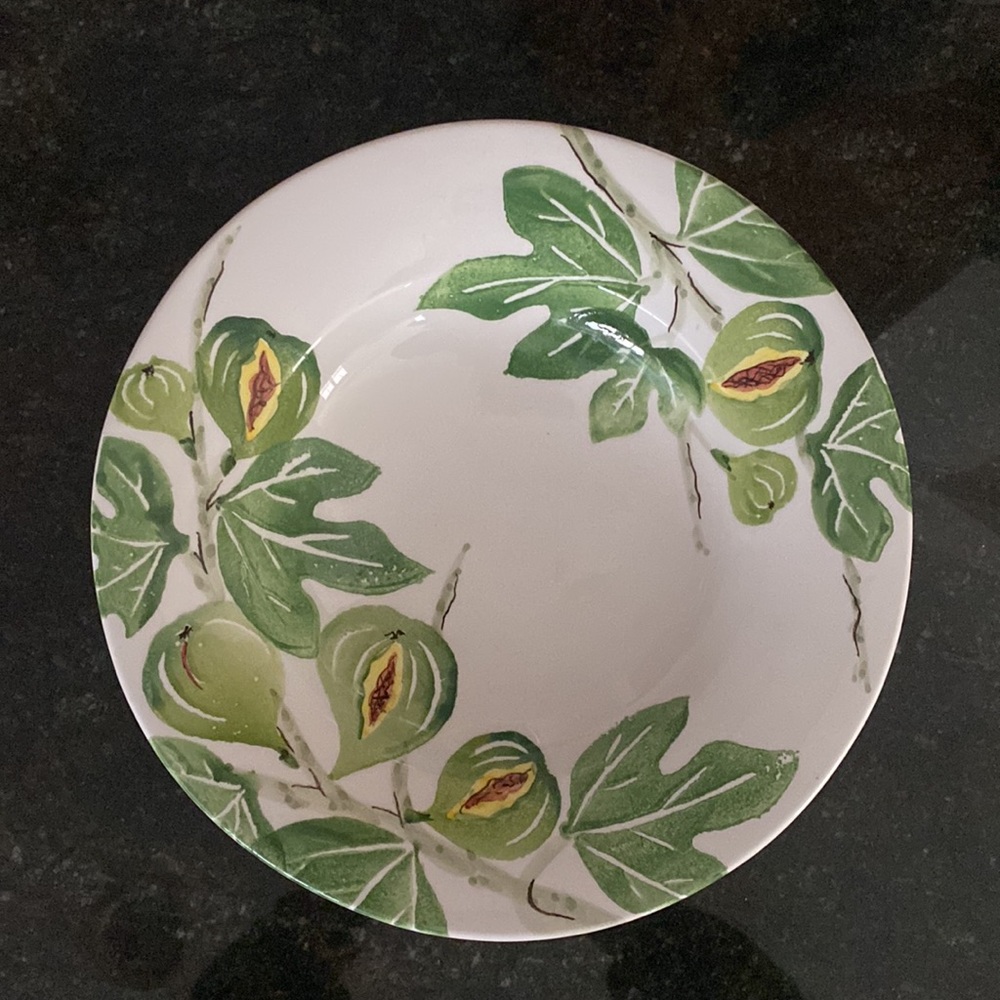 WILLIAM SONOMA Green Figs & Leaves Salad/Pasta Serving Bowl